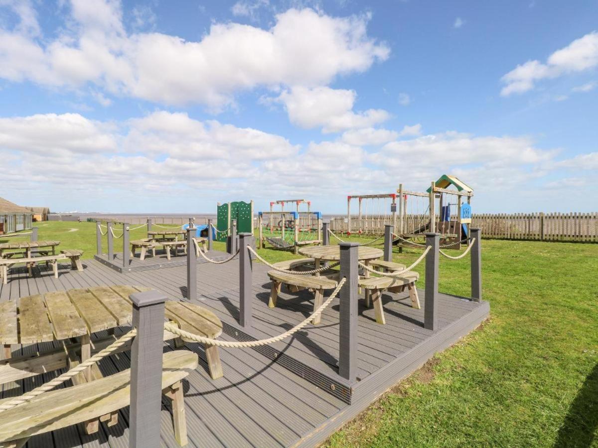 Вилла Corton Retreats At Waterside Park Экстерьер фото